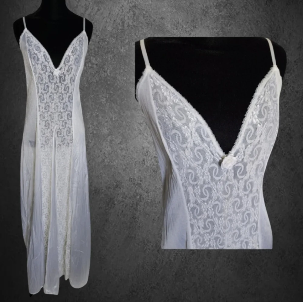 Vintage-Inspired White Lace Inset Maxi Nightgown – Romantic & Bridal